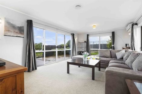 Photo of property in 70 Pohutukawa Drive, Pukete, Hamilton, 3200