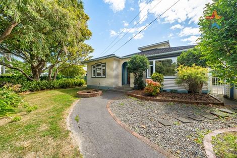 Photo of property in 51 Pohutukawa Street, Woburn, Lower Hutt, 5010