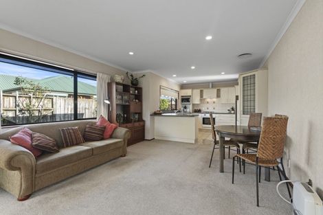 Photo of property in 35 Presidential Drive, Milson, Palmerston North, 4414