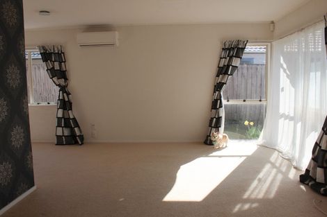 Photo of property in 31 Maurice Borich Place, Henderson, Auckland, 0610