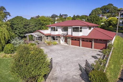 Photo of property in 333 Devon Street West, New Plymouth, 4310
