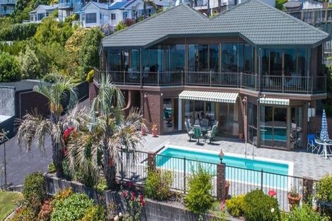 Photo of property in 11 Richardson Street, Britannia Heights, Nelson, 7010