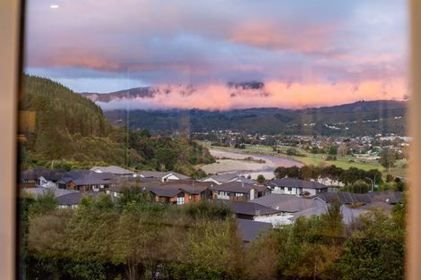 Photo of property in 64 Riverstone Drive, Riverstone Terraces, Upper Hutt, 5018