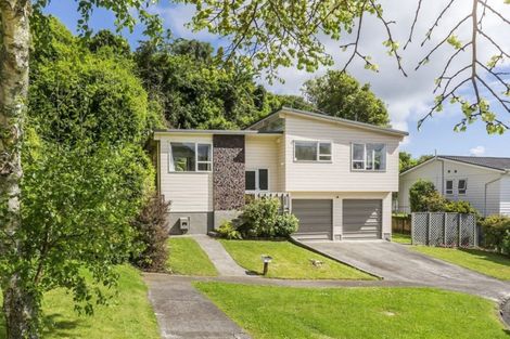 Photo of property in 6 Saint Annes Square, Tawa, Wellington, 5028