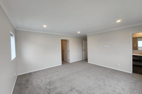 Photo of property in 8d Bunnythorpe Road, Papakura, 2110