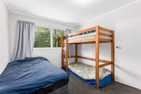 Photo of property in 51 Poto Road, Normandale, Lower Hutt, 5010