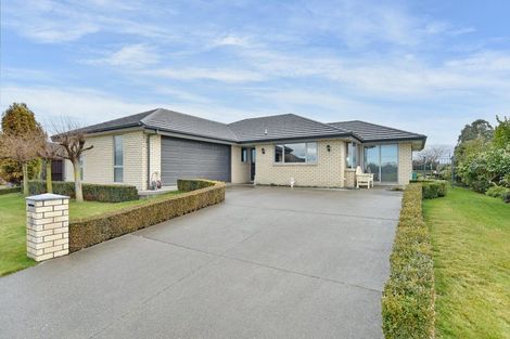 Photo of property in 19 Lancewood Way, Rangiora, 7400