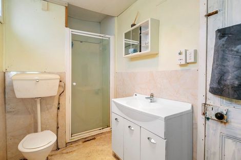 Photo of property in 74 Heriot Row, North Dunedin, Dunedin, 9016