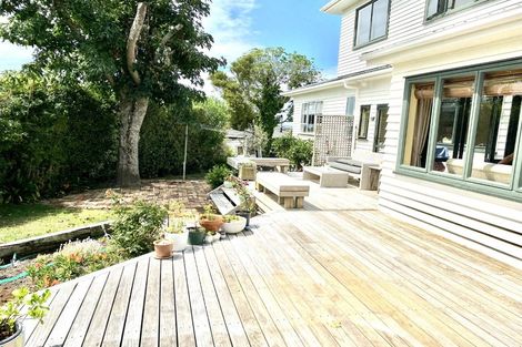 Photo of property in 21 Macnay Way, Murrays Bay, Auckland, 0630