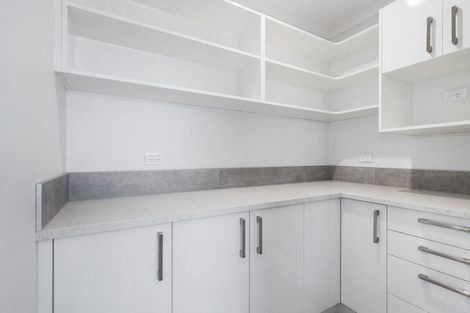 Photo of property in 60 Helenvale Crescent, Pokeno, 2402