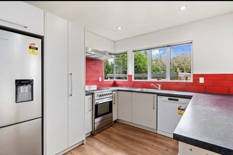 Photo of property in 2/79 Mountbatten Avenue, Hillcrest, Auckland, 0627