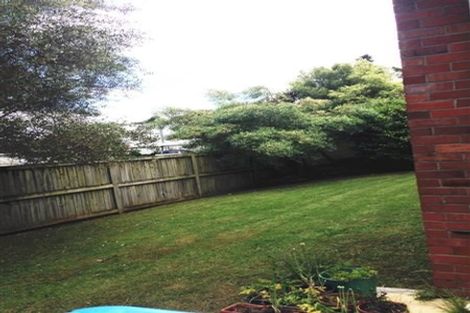 Photo of property in 1/17 Mount Carmel Place, Meadowbank, Auckland, 1072