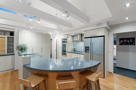 Photo of property in 29 Quebec Road, Milford, Auckland, 0620