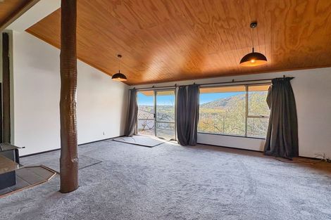 Photo of property in 18 Flinders Road, Heathcote Valley, Christchurch, 8022