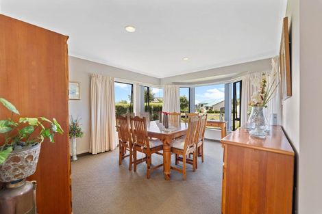 Photo of property in 43 Kinder Street, Acacia Bay, Taupo, 3330