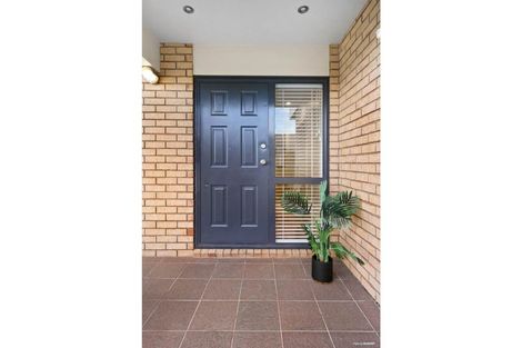 Photo of property in 2 Skinner Road, Mount Wellington, Auckland, 1060