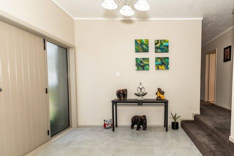 Photo of property in 178 Sandwich Road, St Andrews, Hamilton, 3200