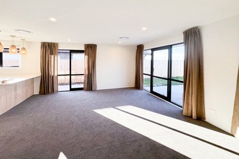 Photo of property in 7 Perks Drive, Halswell, Christchurch, 8025