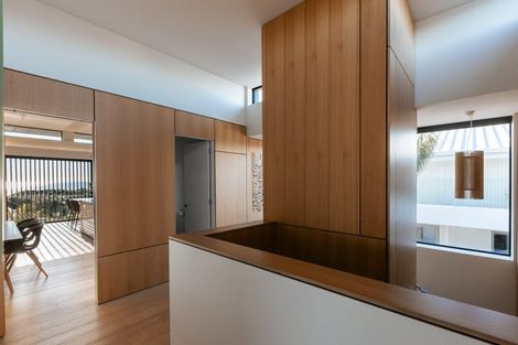 Photo of property in 87 Marine Parade, Mount Maunganui, 3116