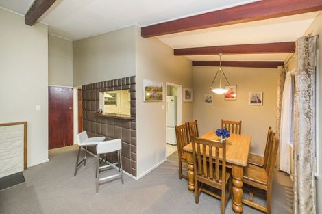 Photo of property in 41 Churchill Avenue, Hokowhitu, Palmerston North, 4410