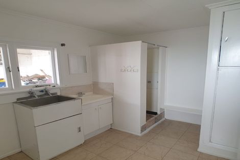 Photo of property in 1/40a West Coast Road, Glen Eden, Auckland, 0602