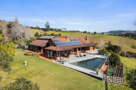 Photo of property in 453 Mahurangi West Road, Mahurangi West, Warkworth, 0983