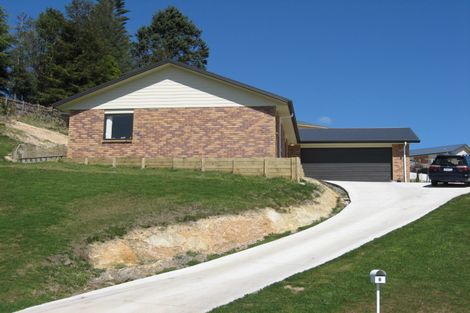 Photo of property in 6 Rimu Avenue, Huntly, 3700