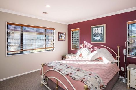 Photo of property in 88 Realm Drive, Paraparaumu, 5032