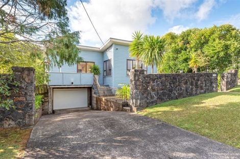 Photo of property in 48 Evans Road, Glen Eden, Auckland, 0602