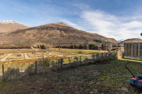 Photo of property in 26 Huxley Place, Lake Hayes, Queenstown, 9304
