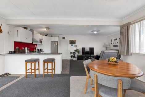 Photo of property in 140 Miranda Street, Stratford, 4332