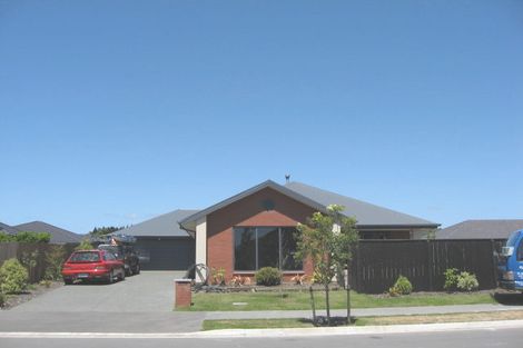 Photo of property in 9 Reka Street, Parklands, Christchurch, 8083