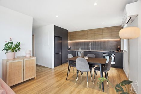 Photo of property in 3/2 Sioux Road, Hobsonville, Auckland, 0616