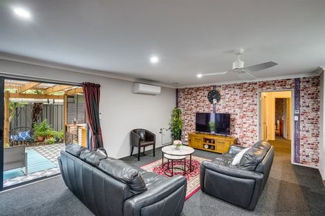 Photo of property in 82a Murphy Road, Taradale, Napier, 4112