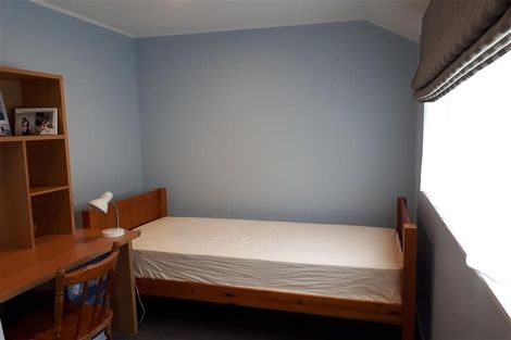 Photo of property in 22 Harbour Lights Close, West Harbour, Auckland, 0618