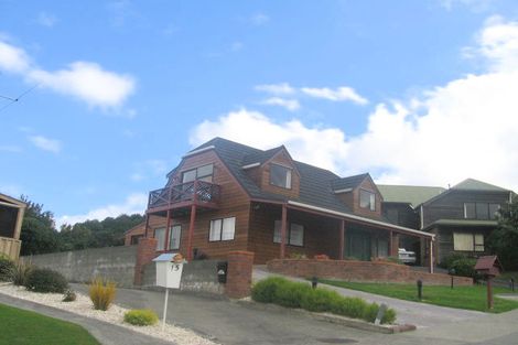 Photo of property in 17 Westpoint Avenue, Harbour View, Lower Hutt, 5010