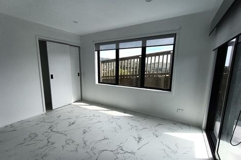 Photo of property in 18 Boeing Way, Newlands, 6037