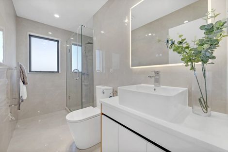 Photo of property in 7 Woven Place, Karaka, Papakura, 2113