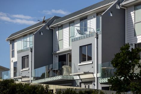 Photo of property in 369c Oceanbeach Road, Mount Maunganui, 3116
