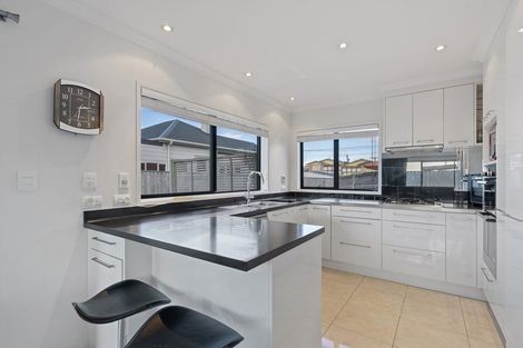 Photo of property in 29a Ngaio Street, Strandon, New Plymouth, 4312