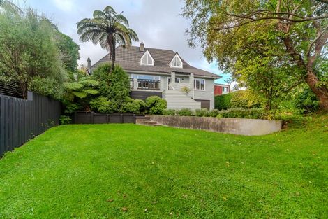 Photo of property in 25 Nicholson Road, Khandallah, Wellington, 6035