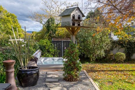 Photo of property in 8 Vista Crescent, Maoribank, Upper Hutt, 5018