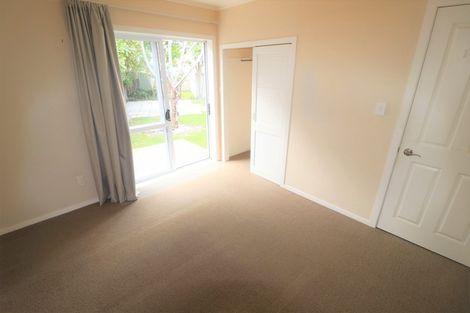 Photo of property in 81 Sturges Road, Henderson, Auckland, 0612