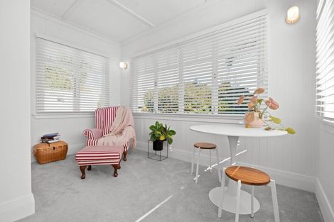 Photo of property in 2 Saint Olpherts Avenue, Hamilton East, Hamilton, 3216