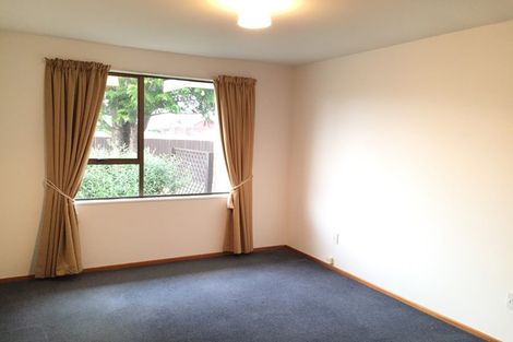 Photo of property in 2/44 Laing Crescent, Heathcote Valley, Christchurch, 8022