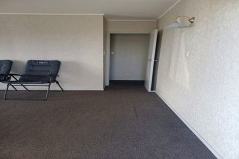 Photo of property in 2/7 Chilton Place, Howick, Auckland, 2014