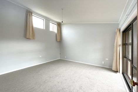 Photo of property in 69 Sunny Crescent, Huapai, Kumeu, 0810
