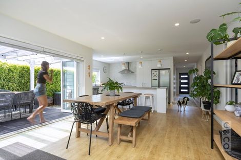 Photo of property in 77a Pohutukawa Parade, Riverhead, 0820