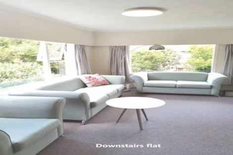 Photo of property in 35 Montgomery Avenue, Rothesay Bay, Auckland, 0630