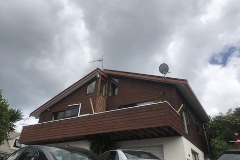 Photo of property in 43 Greenvalley Rise, Glenfield, Auckland, 0629